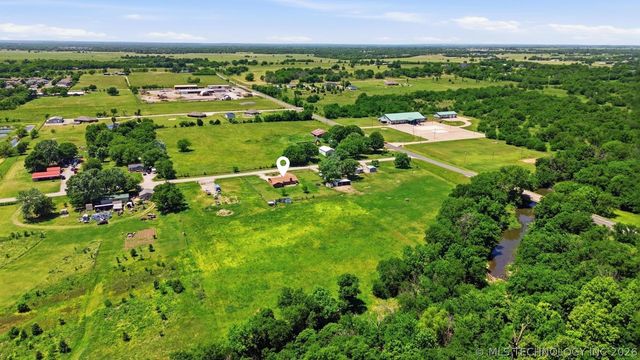 12101 S 4095 Road, Oologah, OK 74053