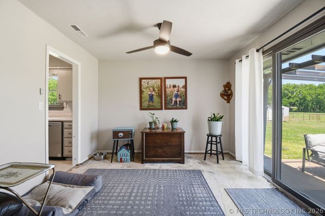 12101 S 4095 Road, Oologah, OK 74053