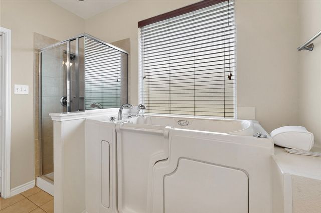 1404 Dusky Thrush Street, Desoto, TX 75115