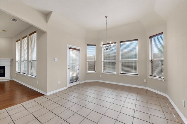 1404 Dusky Thrush Street, Desoto, TX 75115