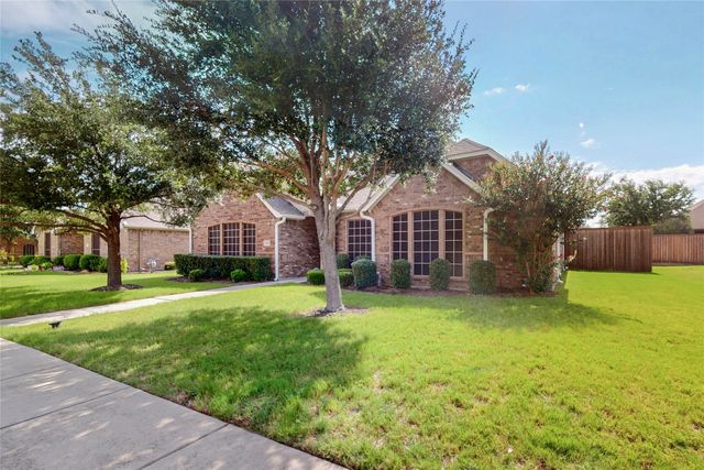 1404 Dusky Thrush Street, Desoto, TX 75115