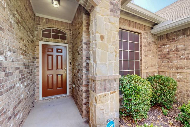 1404 Dusky Thrush Street, Desoto, TX 75115