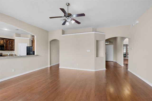 1404 Dusky Thrush Street, Desoto, TX 75115