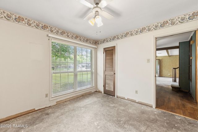 104 Honeysuckle Lane, Lafayette, LA 70508