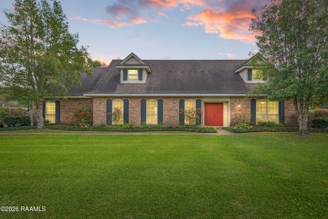 104 Honeysuckle Lane, Lafayette, LA 70508