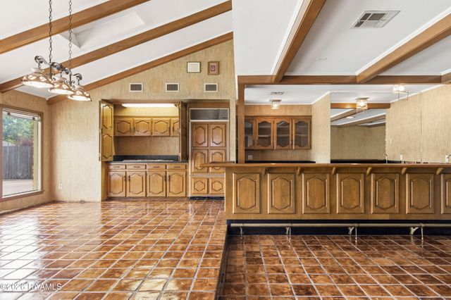 104 Honeysuckle Lane, Lafayette, LA 70508