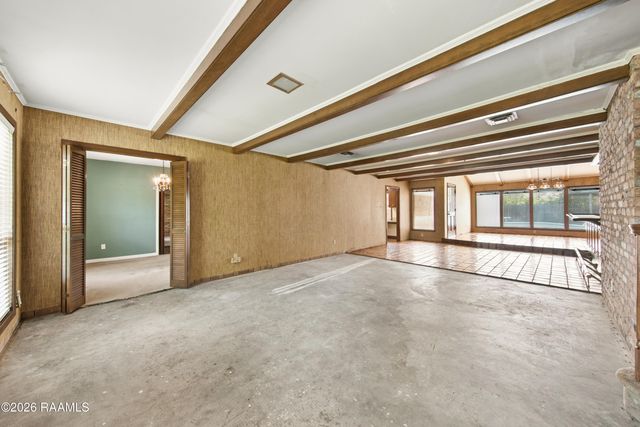 104 Honeysuckle Lane, Lafayette, LA 70508