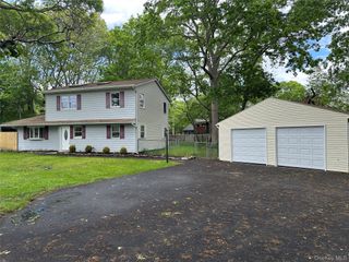 279 Beaver Drive, Mastic Beach, NY 11951