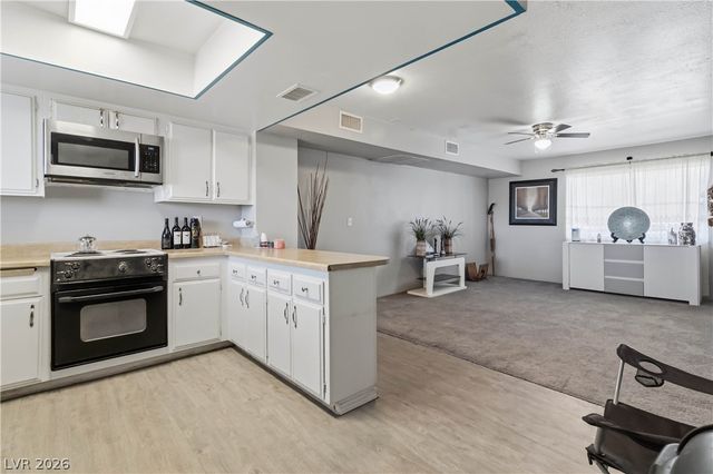 6024 Pebble Beach Boulevard, Las Vegas, NV 89108