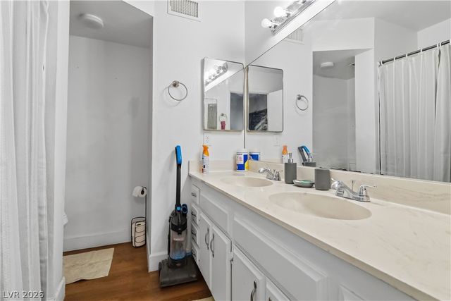 6024 Pebble Beach Boulevard, Las Vegas, NV 89108
