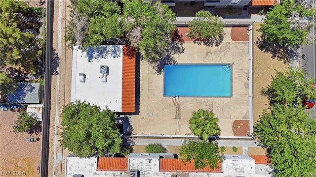 6024 Pebble Beach Boulevard, Las Vegas, NV 89108