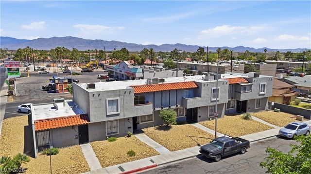 6024 Pebble Beach Boulevard, Las Vegas, NV 89108
