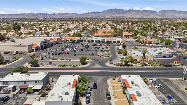 6024 Pebble Beach Boulevard, Las Vegas, NV 89108