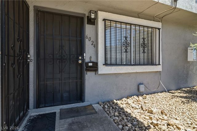 6024 Pebble Beach Boulevard, Las Vegas, NV 89108