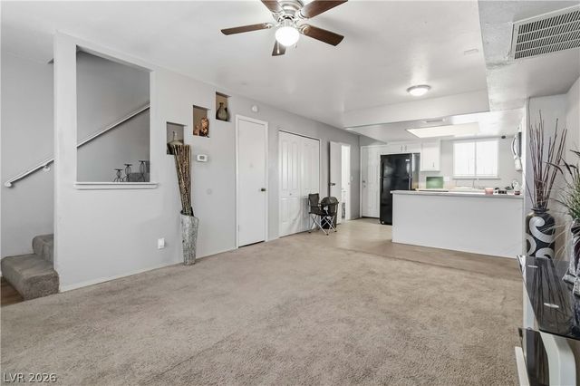 6024 Pebble Beach Boulevard, Las Vegas, NV 89108