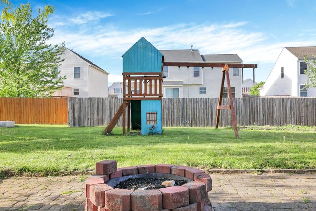 144 Winesap Street, Pataskala, OH 43062