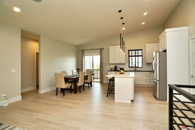 740 W Panorama Road, Lincoln, NE 68523