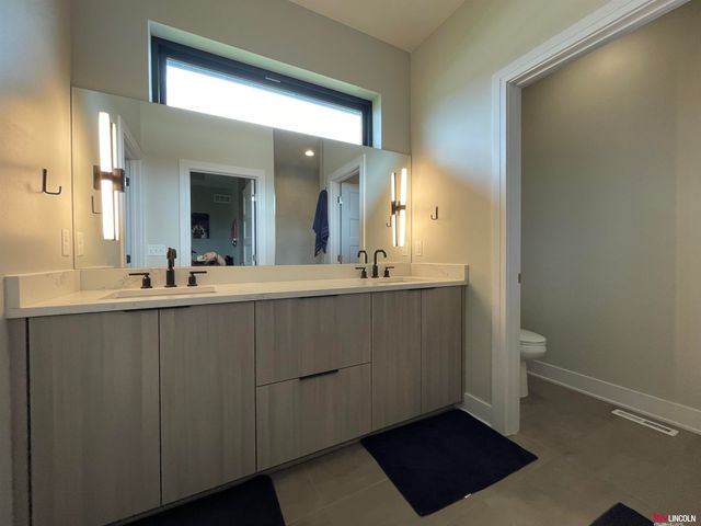 740 W Panorama Road, Lincoln, NE 68523