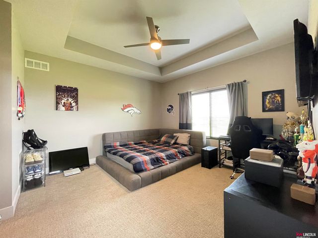 740 W Panorama Road, Lincoln, NE 68523