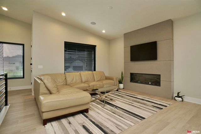 740 W Panorama Road, Lincoln, NE 68523