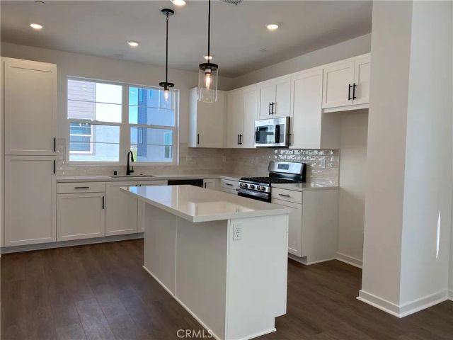 4428 S Bryant Paseo, Ontario, CA 91762