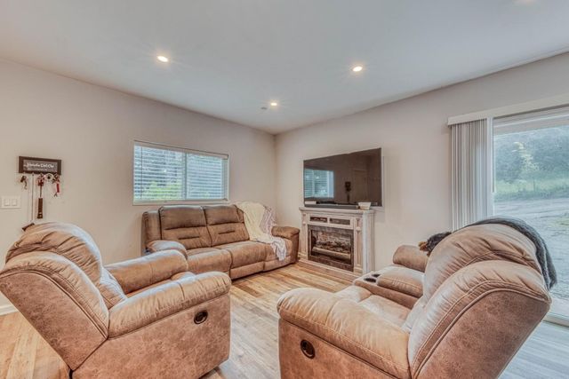 415 Carpenteria Road, Aromas, CA 95004