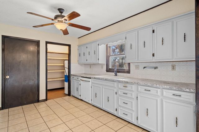 1154 State Hwy 76, Branson, MO 65616