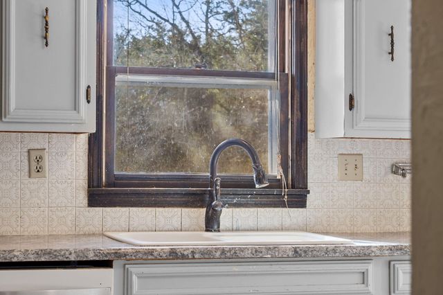 1154 State Hwy 76, Branson, MO 65616