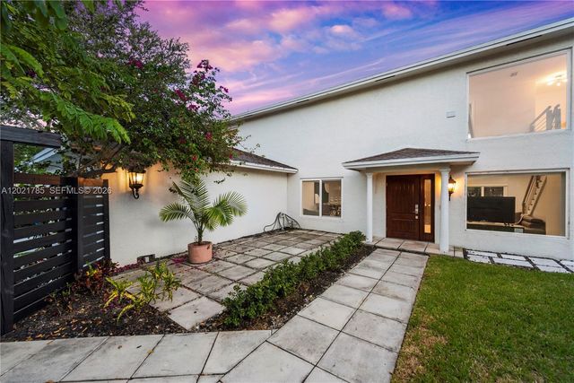 1617 SW 17th Ave, Fort Lauderdale, FL 33312