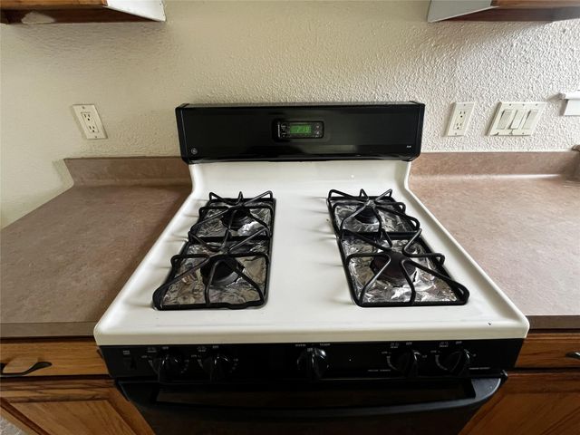 339 El Toro Lane, Houston, TX 77598