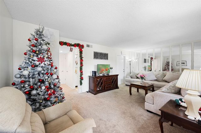 1001 PLANTATION DR A2, Kissimmee, FL 34741