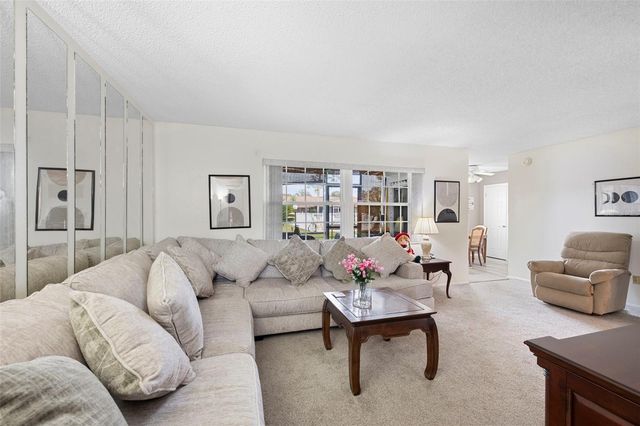 1001 PLANTATION DR A2, Kissimmee, FL 34741