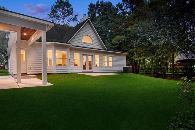 2109 Carriage Run W, Conroe, TX 77384