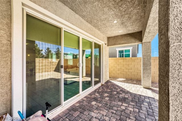 10205 Tumbaga Street, Las Vegas, NV 89183