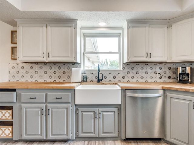 1396 County Street 2960 Street, Blanchard, OK 73010