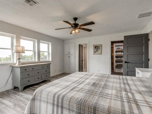 1396 County Street 2960 Street, Blanchard, OK 73010