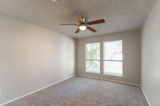 5731 Easthampton Drive A, Houston, TX 77039