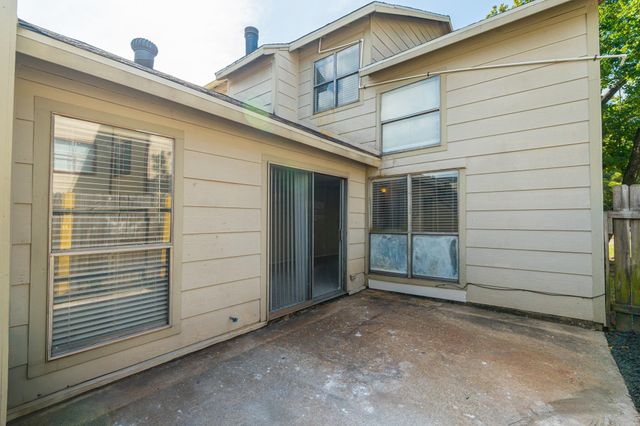 5731 Easthampton Drive A, Houston, TX 77039