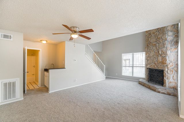 5731 Easthampton Drive A, Houston, TX 77039