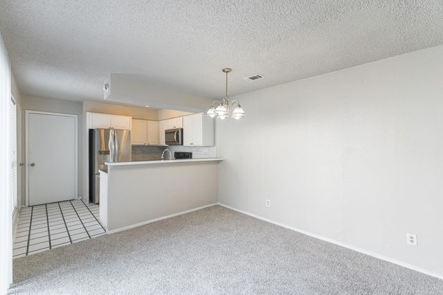 5731 Easthampton Drive A, Houston, TX 77039