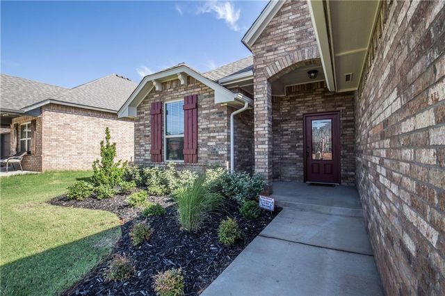 8701 SW 66TH Place, Oklahoma City, OK 73169