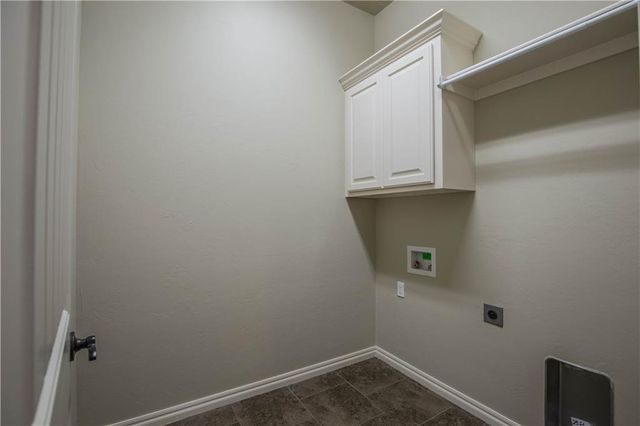 8701 SW 66TH Place, Oklahoma City, OK 73169