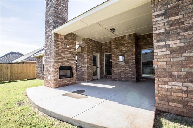 8701 SW 66TH Place, Oklahoma City, OK 73169