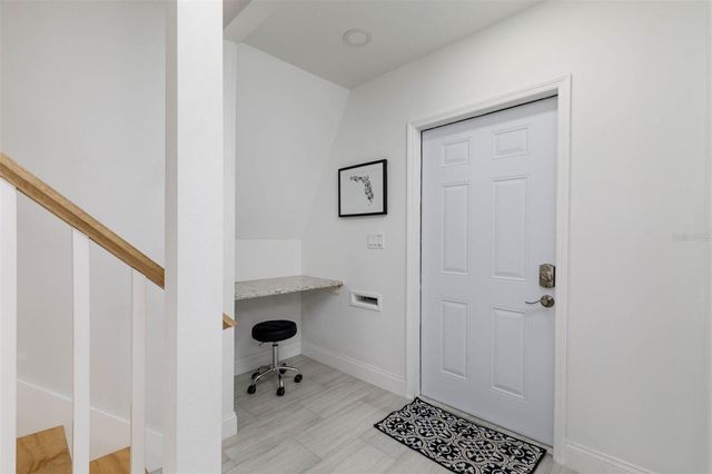 1147 JAMES AVENUE S, St Petersburg, FL 33705