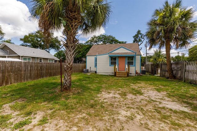 1147 JAMES AVENUE S, St Petersburg, FL 33705