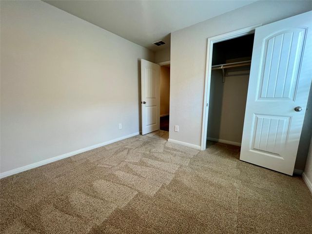 211 Addison PL, Lockhart, TX 78644