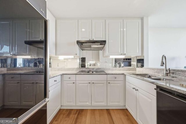 700 Park Regency Place NE 1907, Atlanta, GA 30326