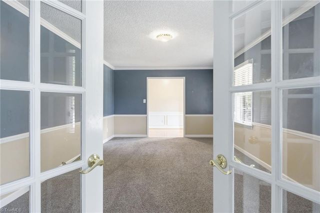1744 Huntington Woods Court, Winston-salem, NC 27103
