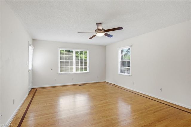 1744 Huntington Woods Court, Winston-salem, NC 27103