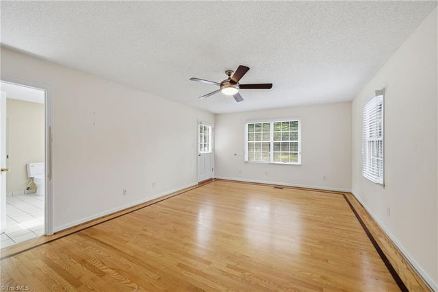 1744 Huntington Woods Court, Winston-salem, NC 27103